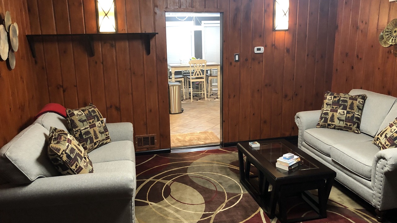 Photo of Livingroom in Farmington