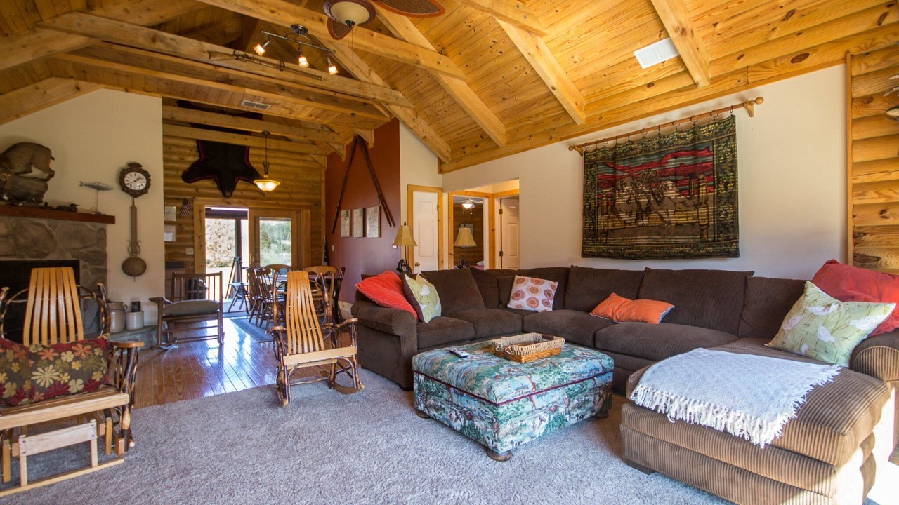 Photo of Bedroom in Luray