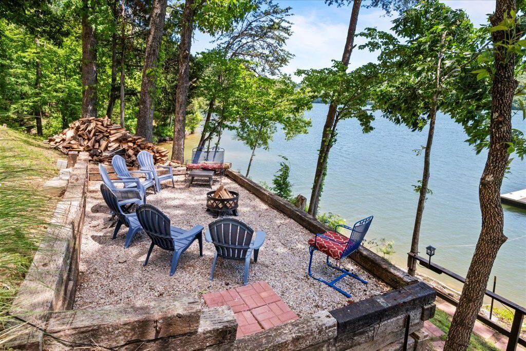 Photo of Patio Balcony in Sharps Chapel