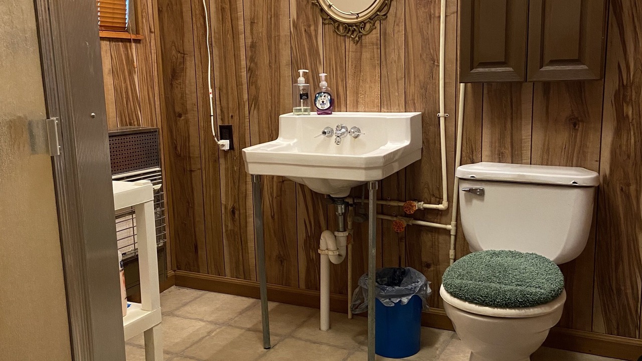 Photo of Bathroom in Canadohta Lake