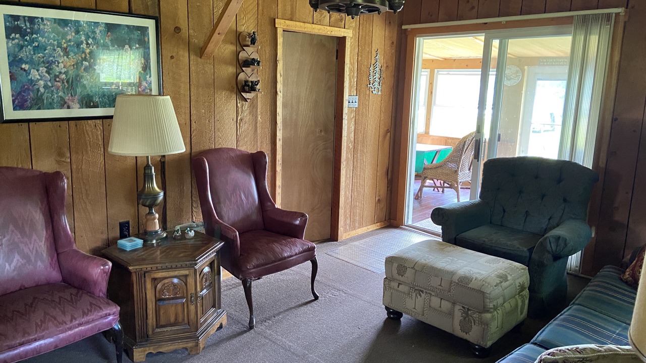 Photo of Livingroom in Canadohta Lake