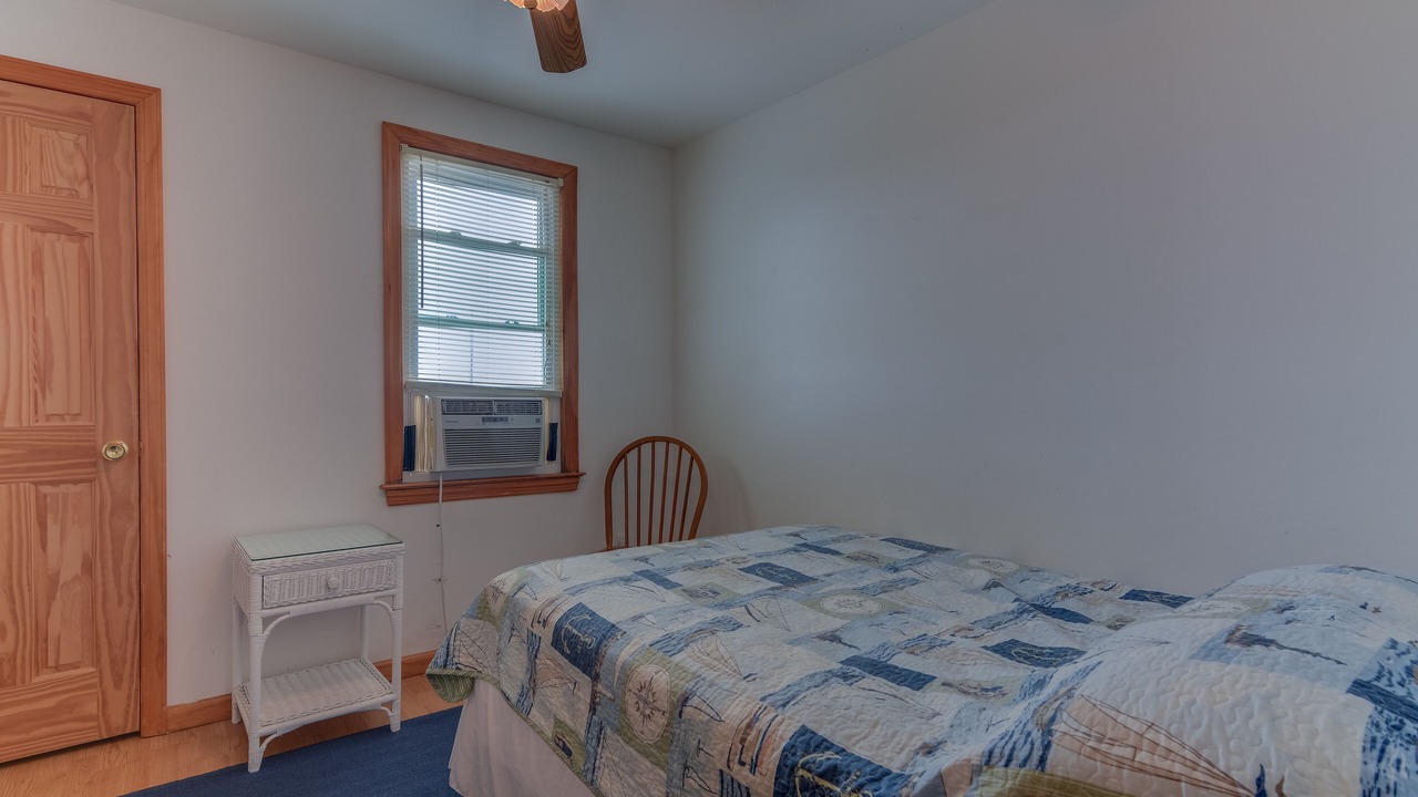 Photo of Bedroom in Ortley Beach