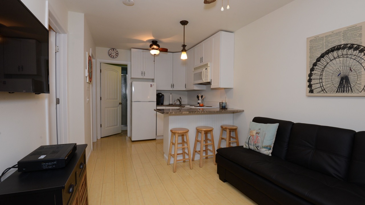 Photo of Bedroom in Seaside Heights