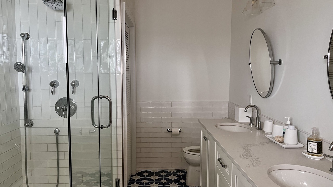 Photo of Bathroom in Holgate