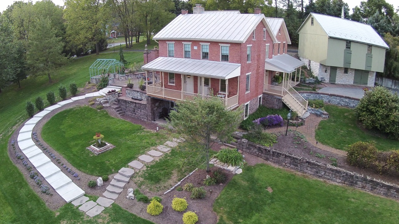 Photo of Outdoor in Elizabethtown