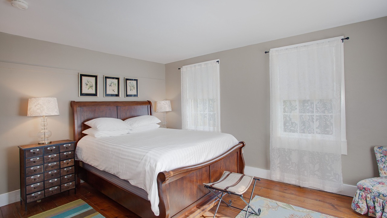 Photo of Bedroom in Elizabethtown