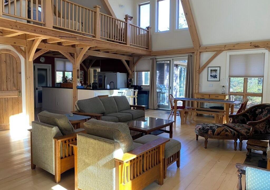 Photo of Livingroom in East Stroudsburg