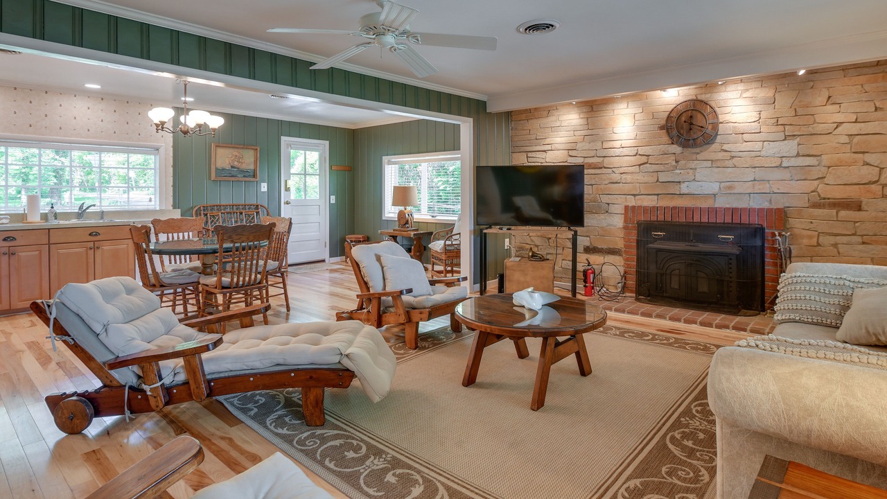 Photo of Livingroom in Annapolis