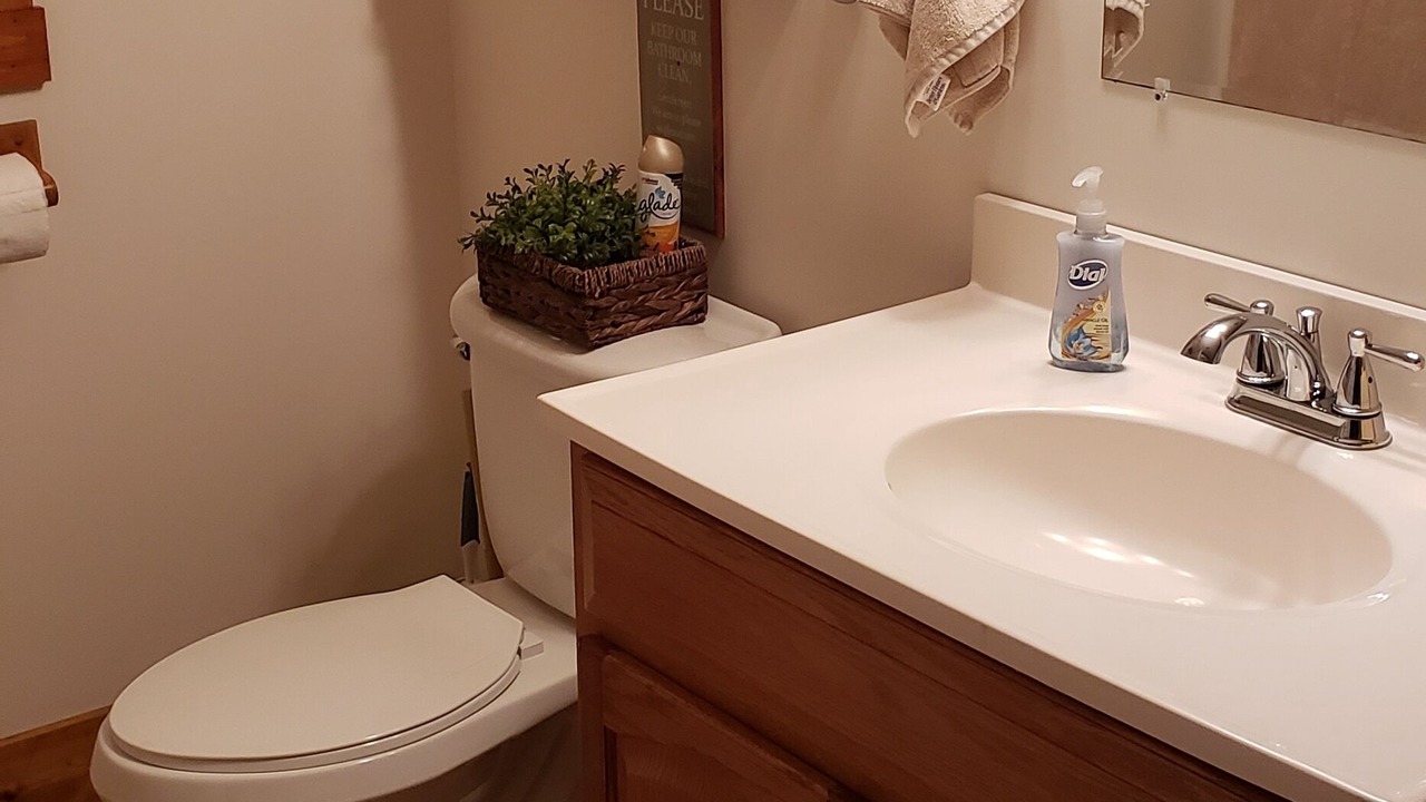 Photo of Bathroom in Sugar Grove