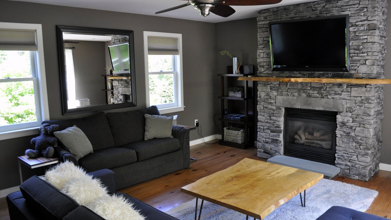 Photo of Livingroom in White Mills
