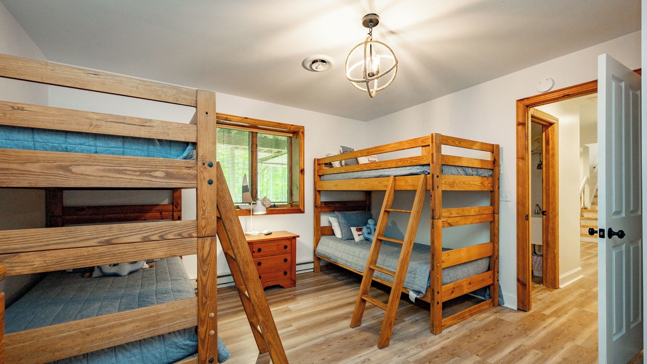 Photo of Bedroom in Blakeslee
