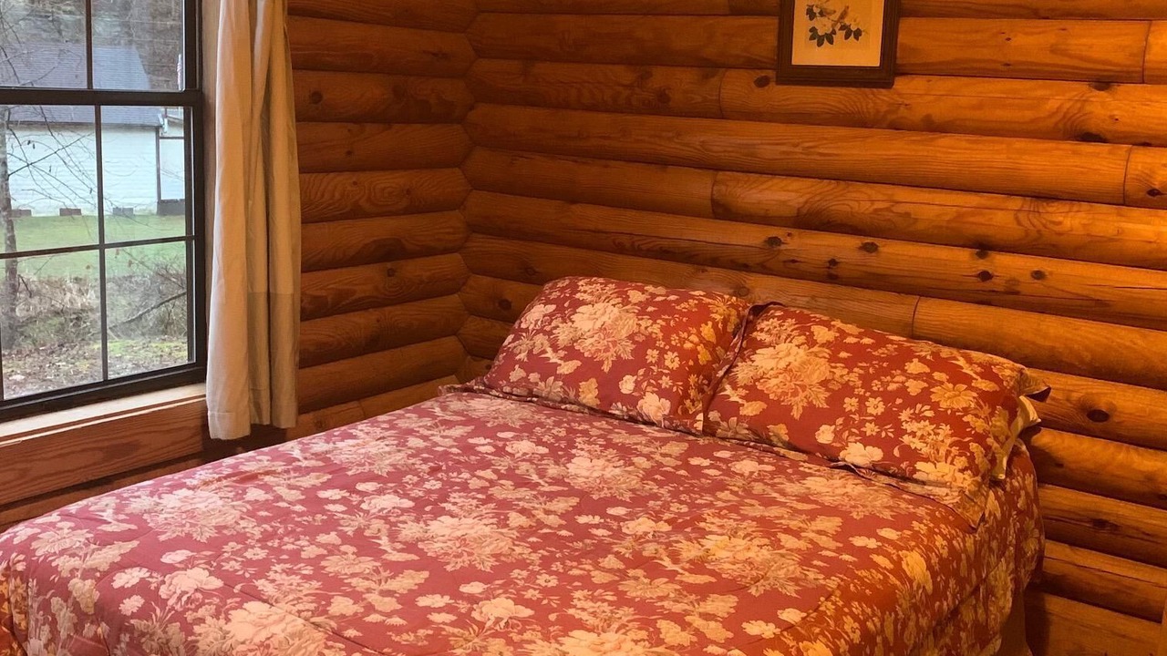 Photo of Bedroom in Slade