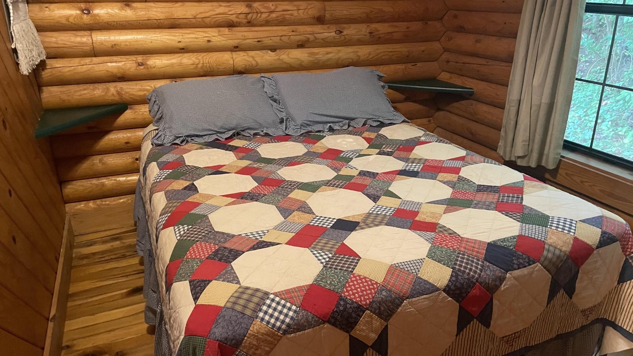 Photo of Bedroom in Slade
