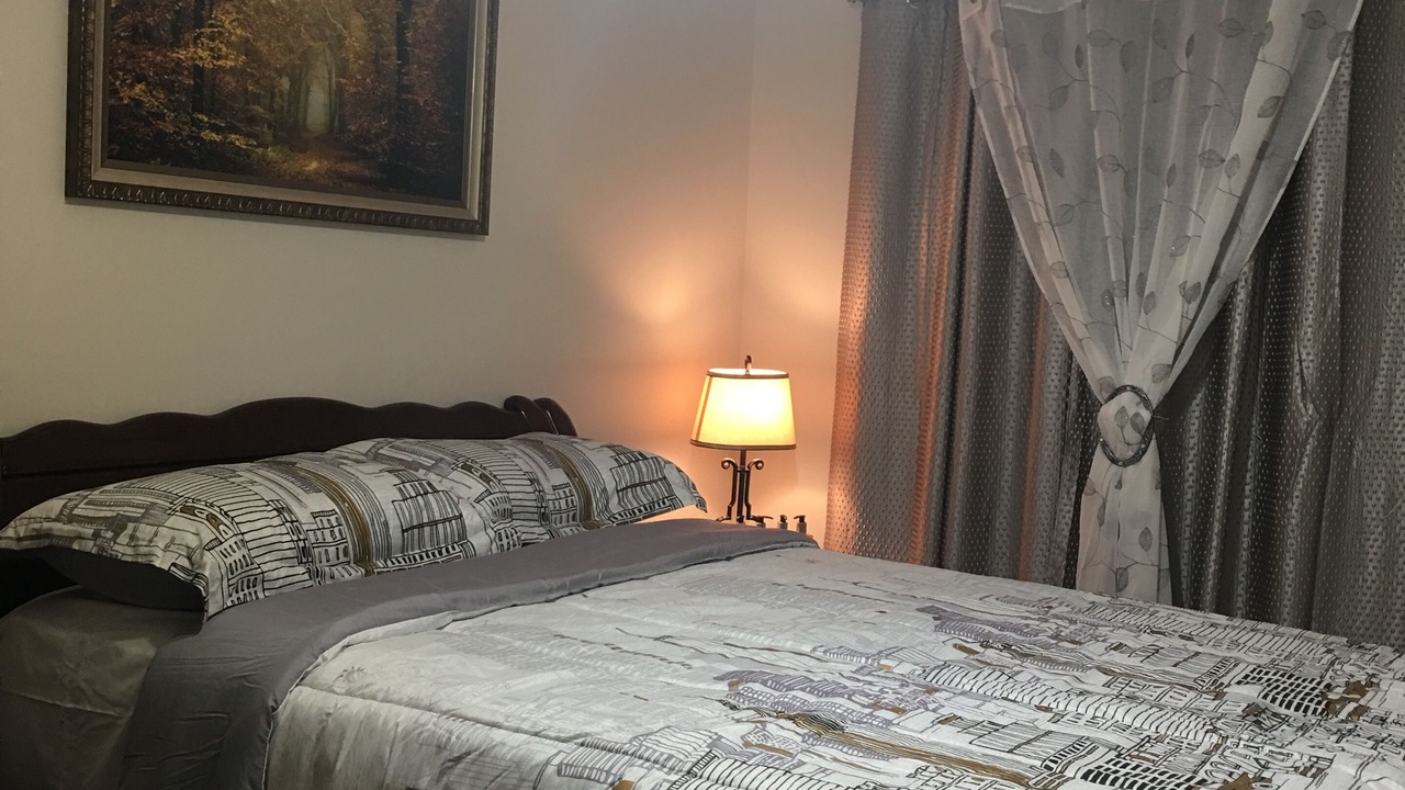 Photo of Bedroom in Ditmas Park
