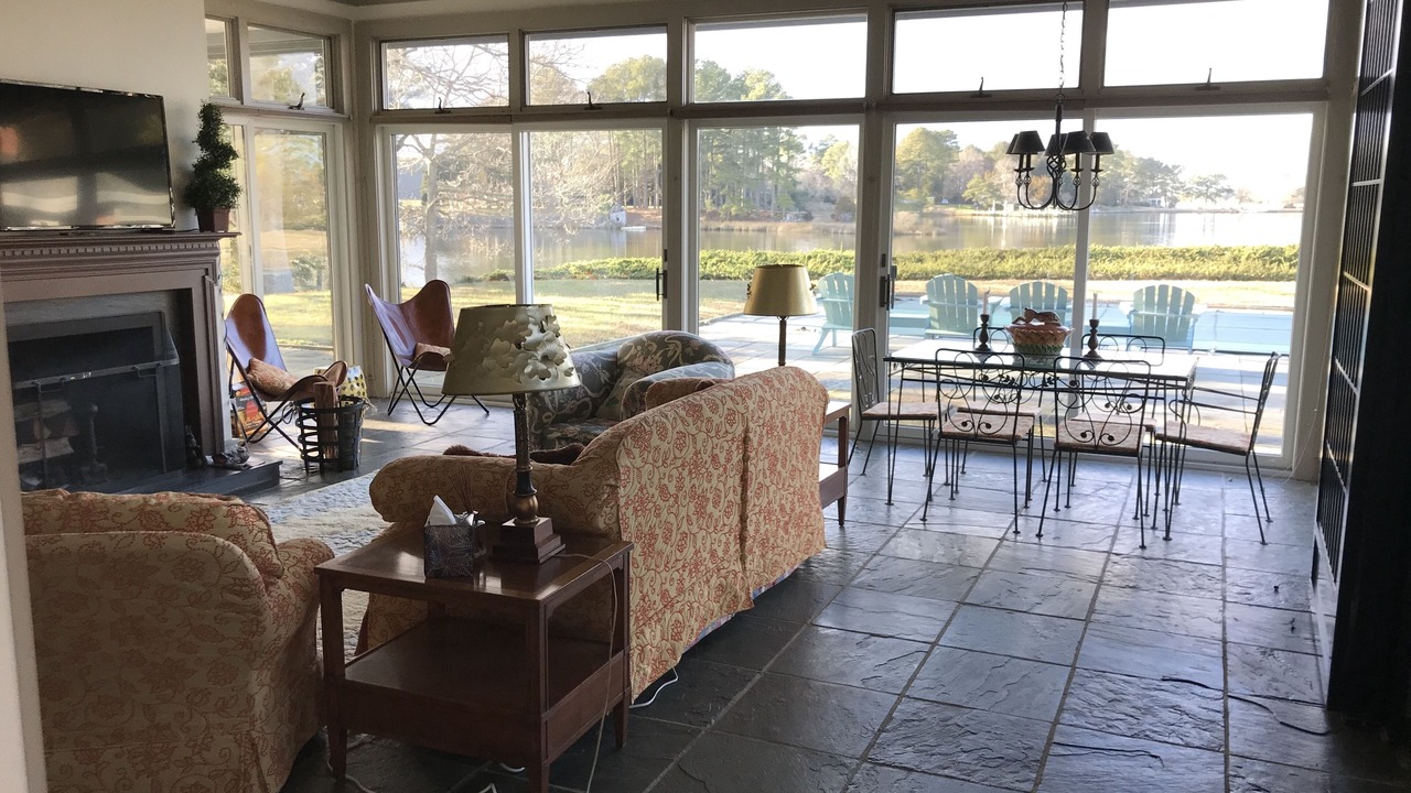 Photo of Livingroom in Tasley