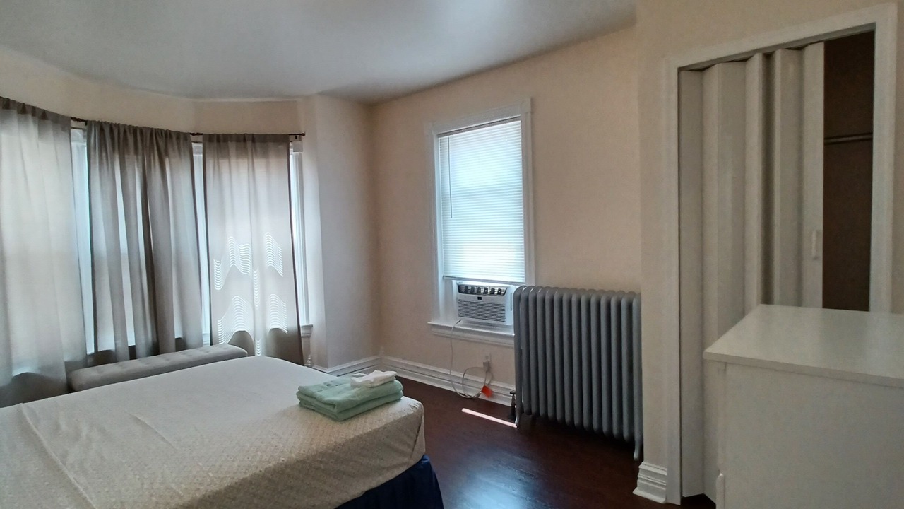 Photo of Bedroom in Fullerton
