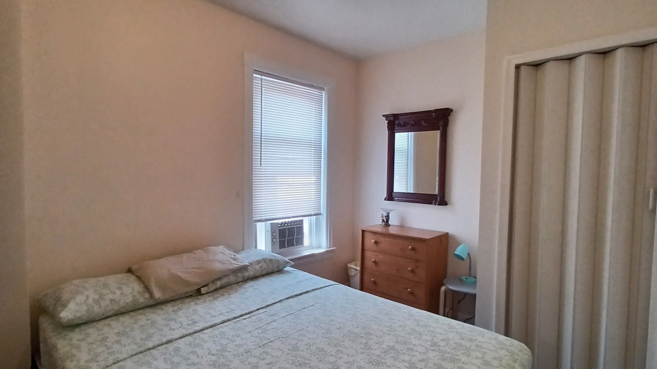 Photo of Bedroom in Fullerton