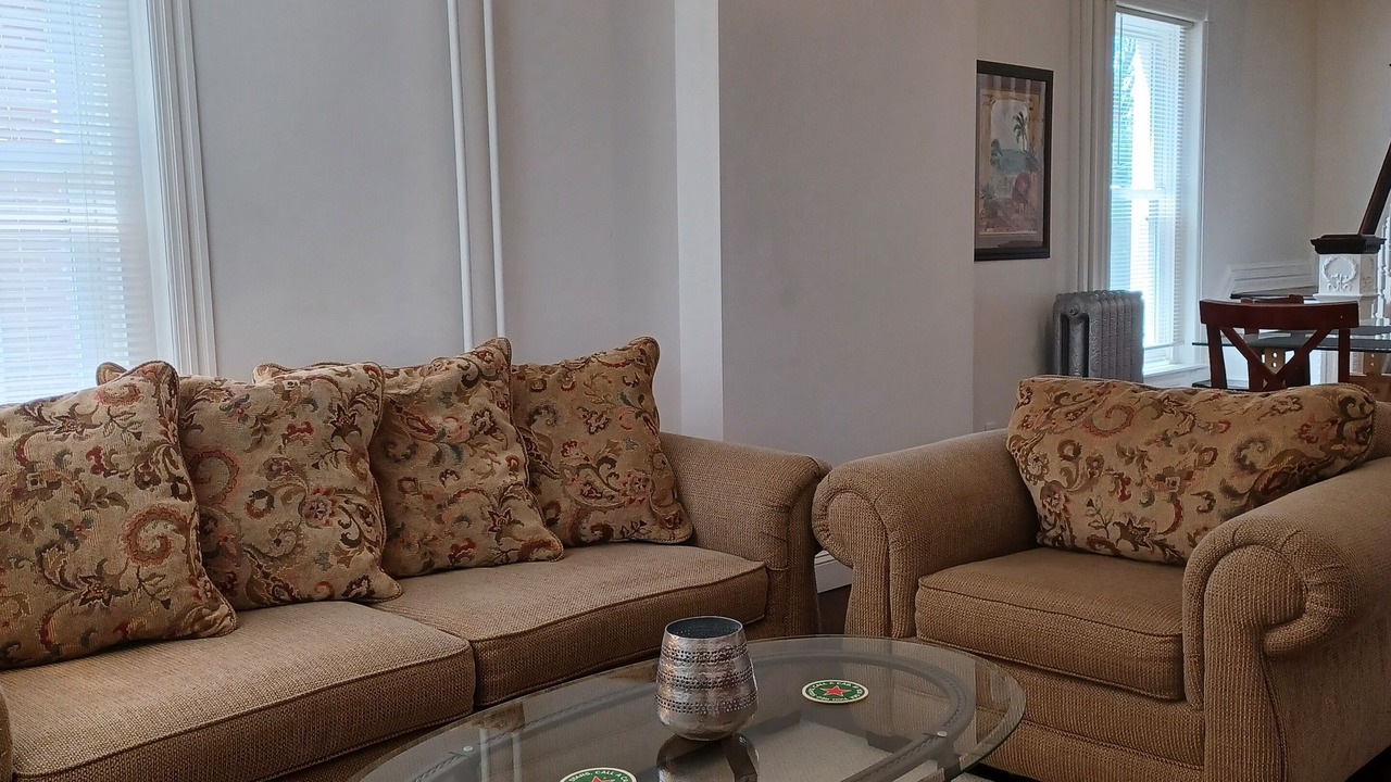 Photo of Livingroom in Fullerton