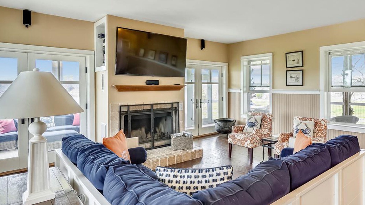 Photo of Livingroom in Centreville