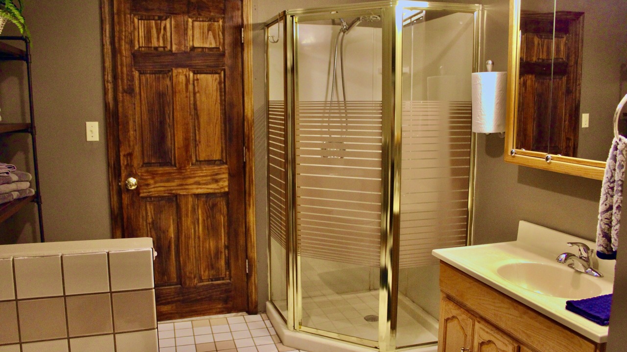 Photo of Bathroom in Hiawatha