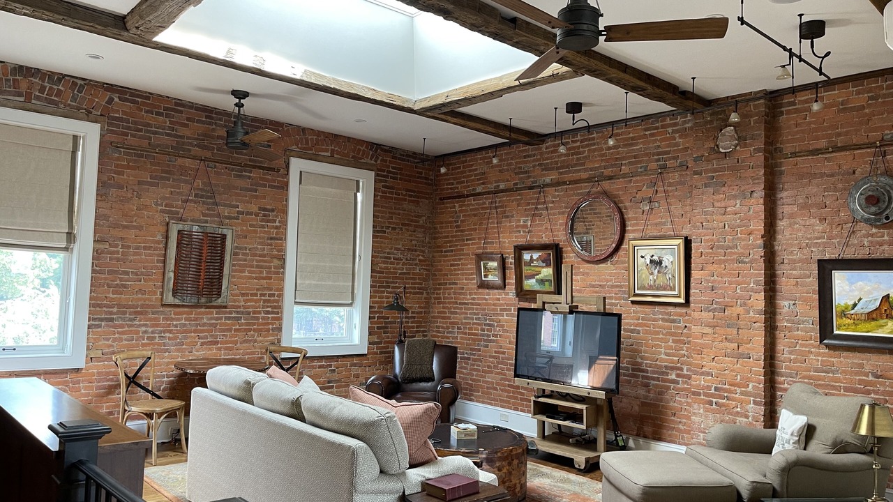 Photo of Livingroom in Chagrin Falls