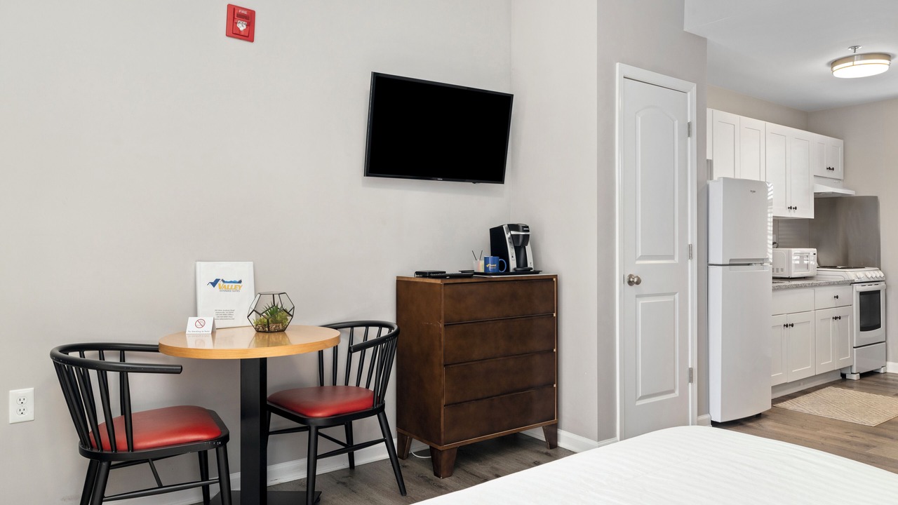 Photo of Livingroom in Fishersville