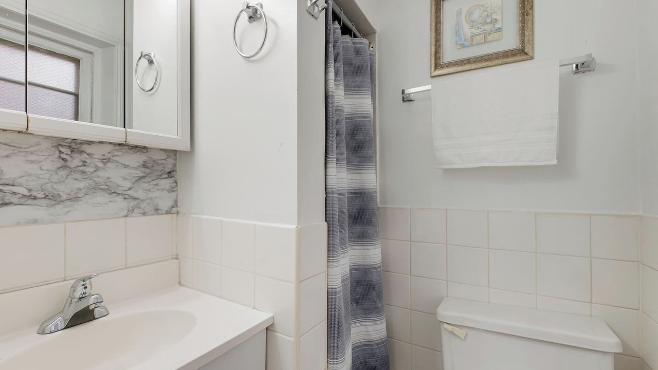 Photo of Bathroom in Washington Square West