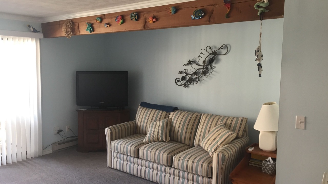 Photo of Livingroom in Port Clinton