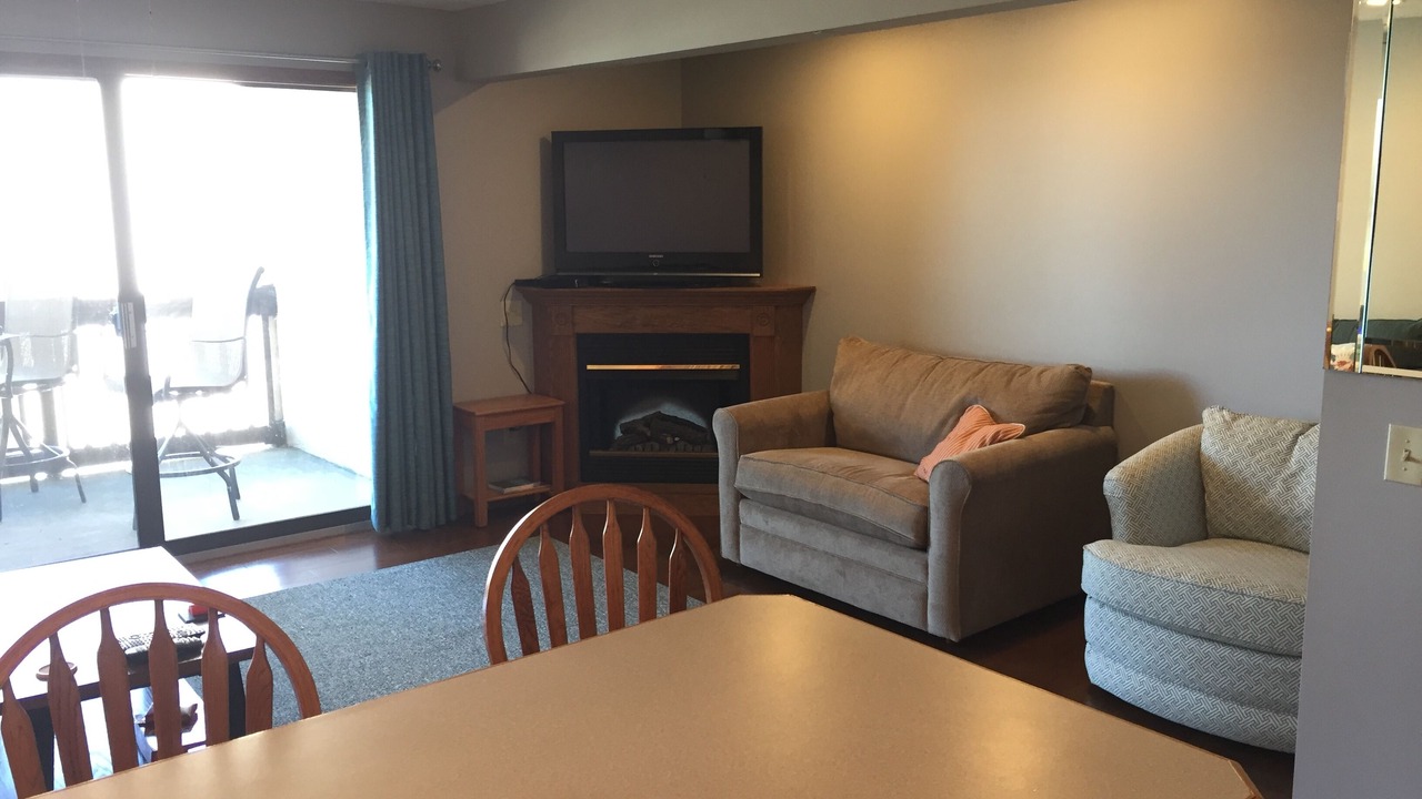 Photo of Livingroom in Port Clinton