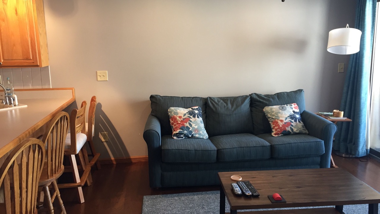 Photo of Livingroom in Port Clinton