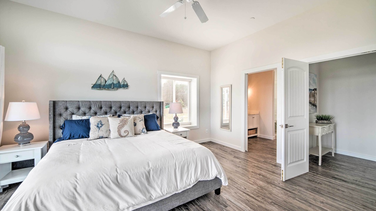 Photo of Bedroom in Point Lookout