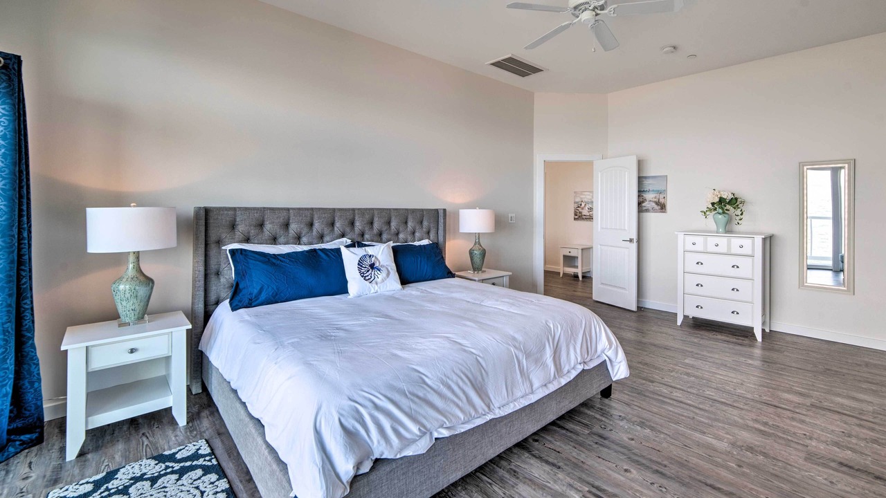 Photo of Bedroom in Point Lookout