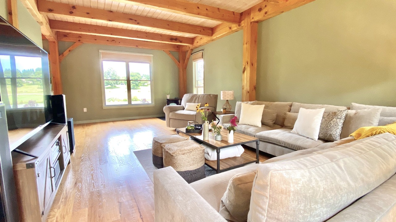 Photo of Livingroom in Warwick