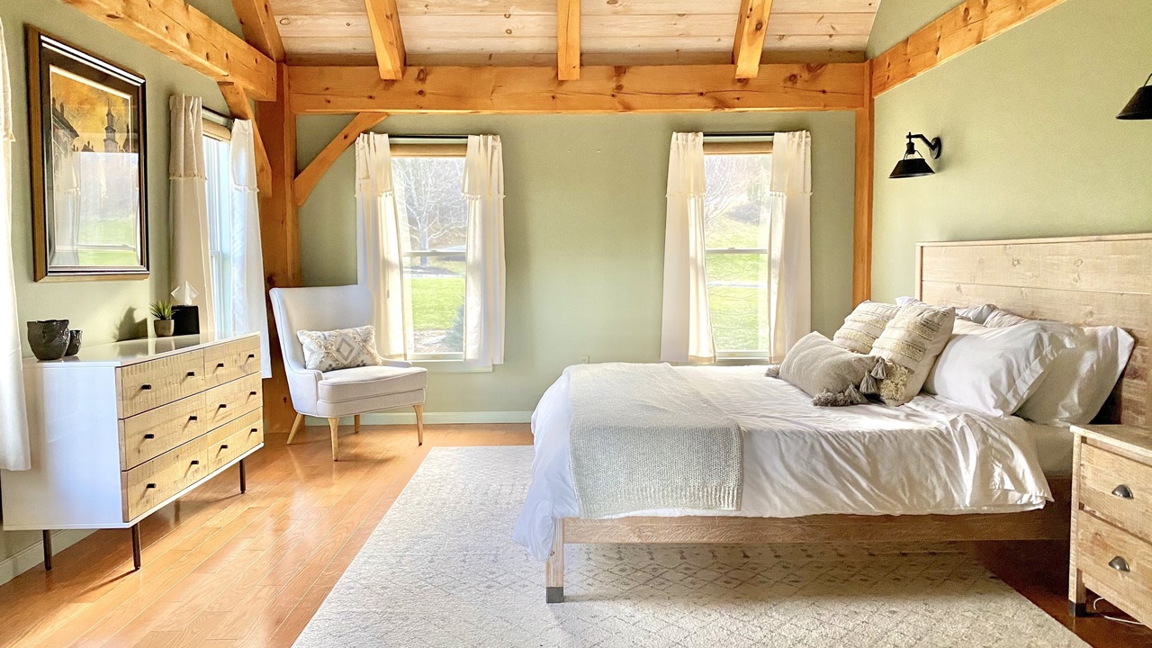 Photo of Bedroom in Warwick
