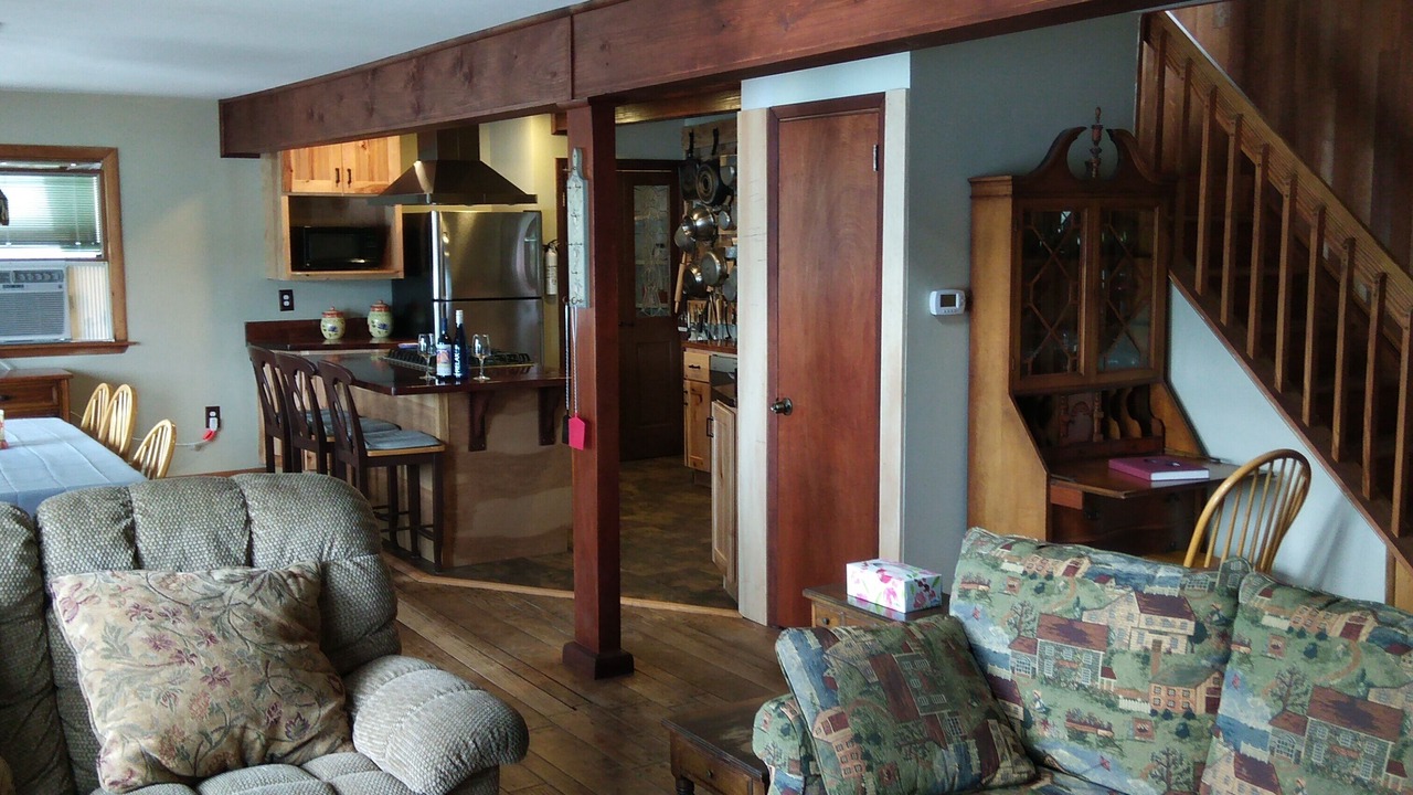 Photo of Livingroom in Newtonville