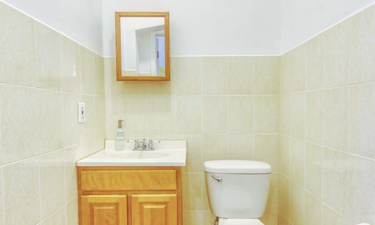 Photo of Bathroom in Chinatown