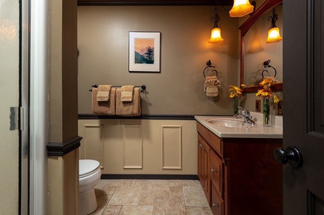 Photo of Bathroom in Confluence