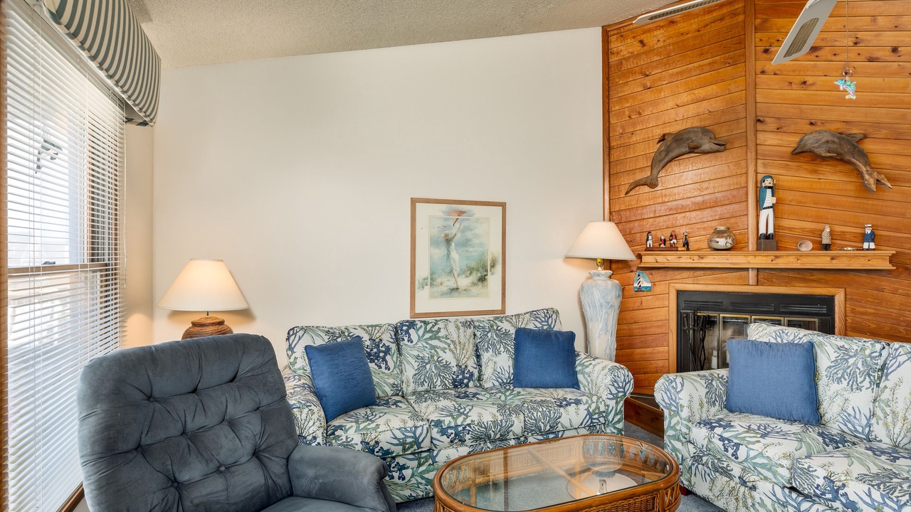 Photo of Livingroom in Kitty Hawk