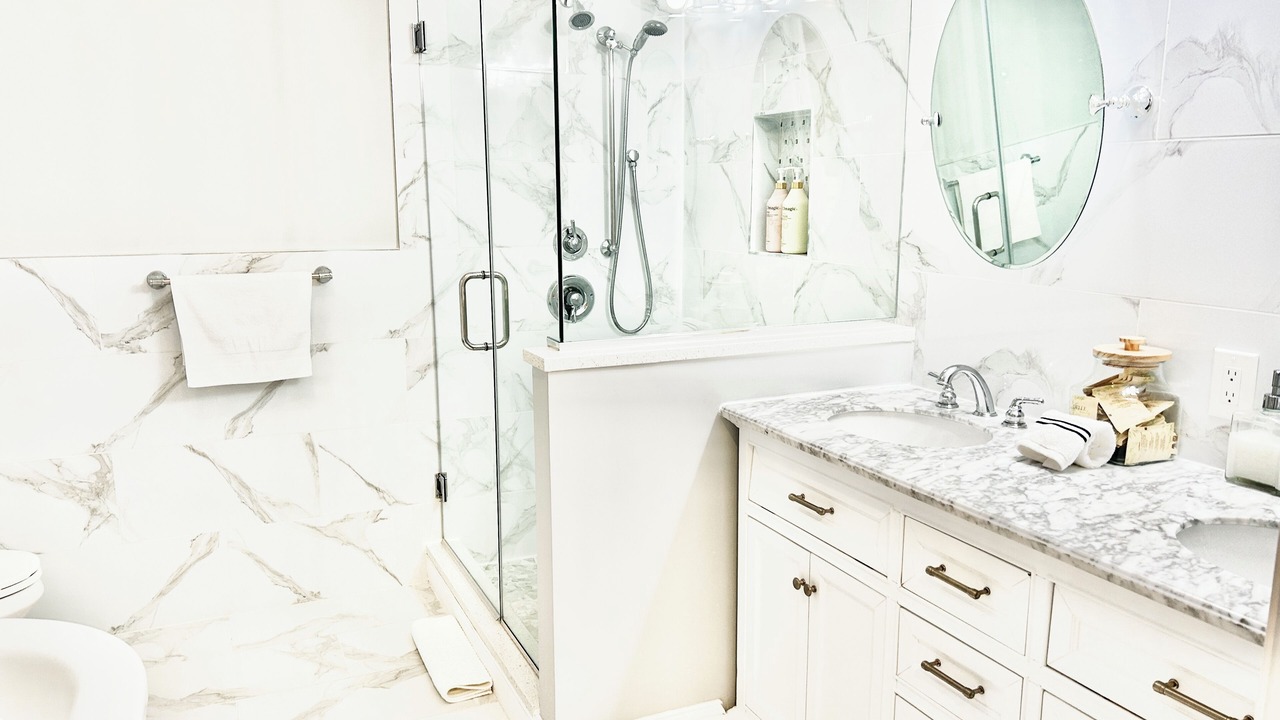 Photo of Bathroom in Long Branch