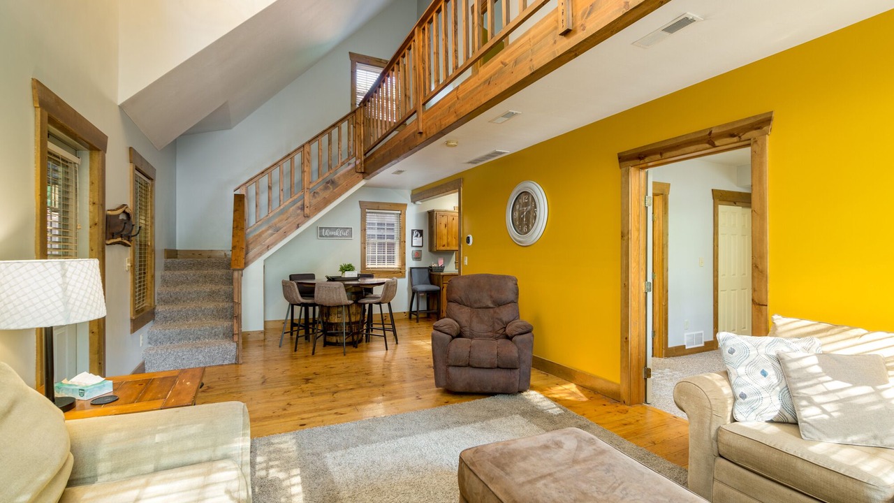 Photo of Livingroom in Millersburg