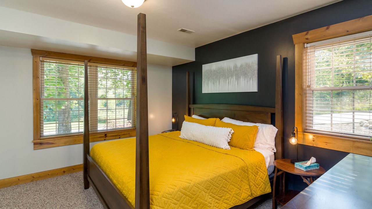 Photo of Bedroom in Millersburg