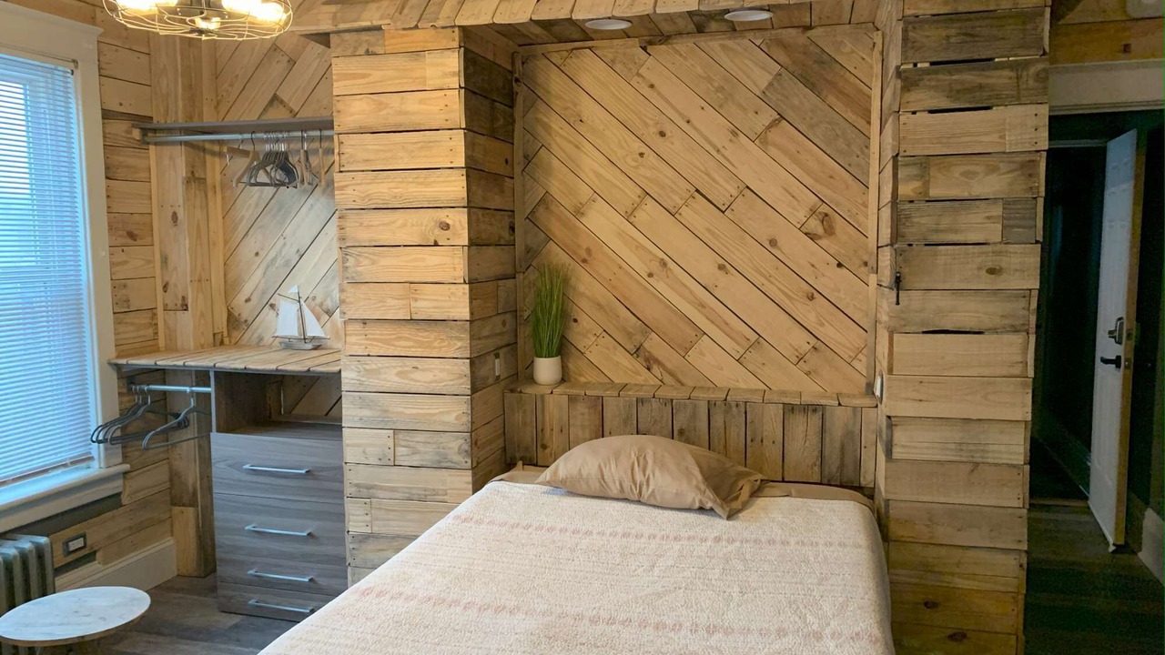 Photo of Bedroom in Harrisburg - Hershey