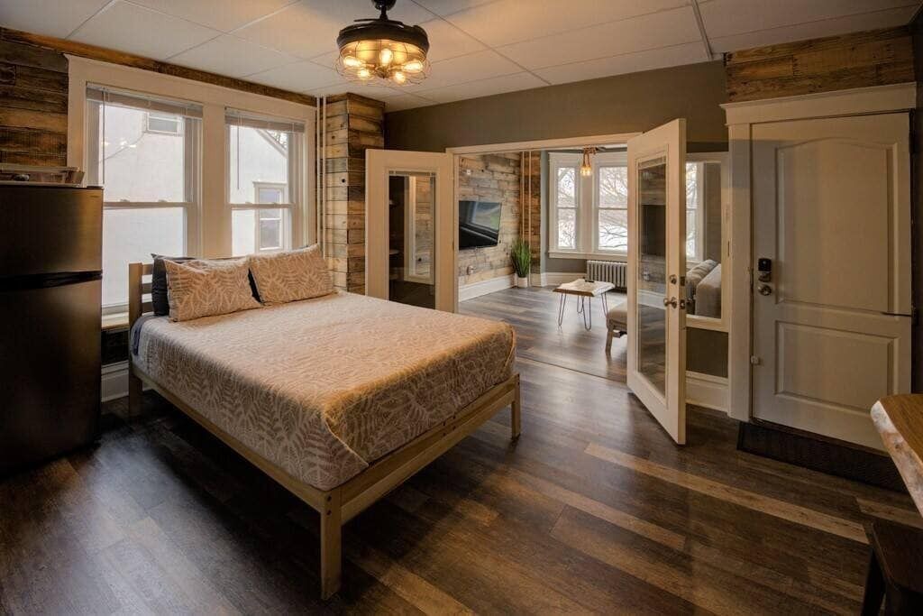 Photo of Bedroom in Harrisburg - Hershey