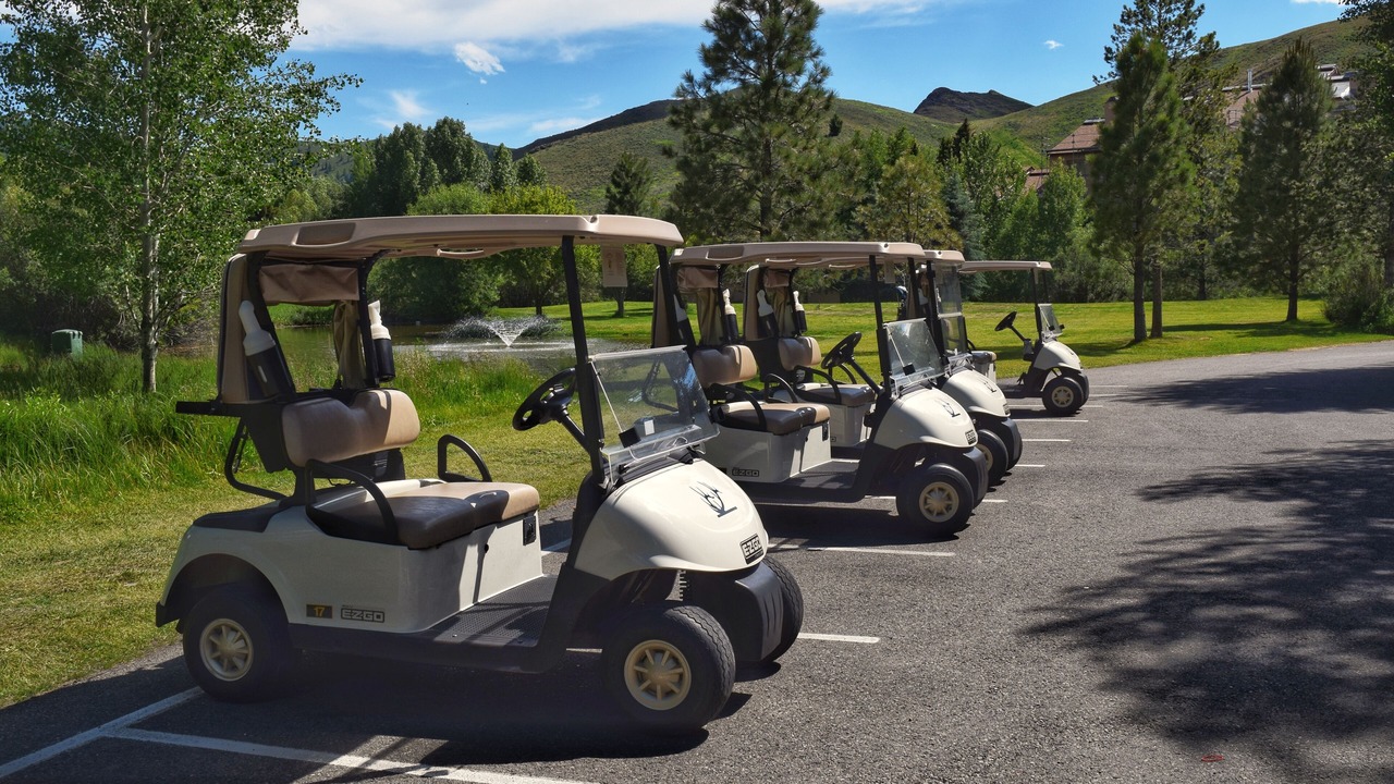 Photo of Outdoor in Elkhorn Village