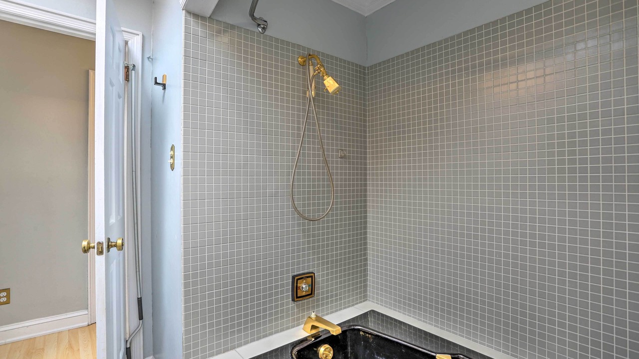 Photo of Bathroom in Saylorsburg