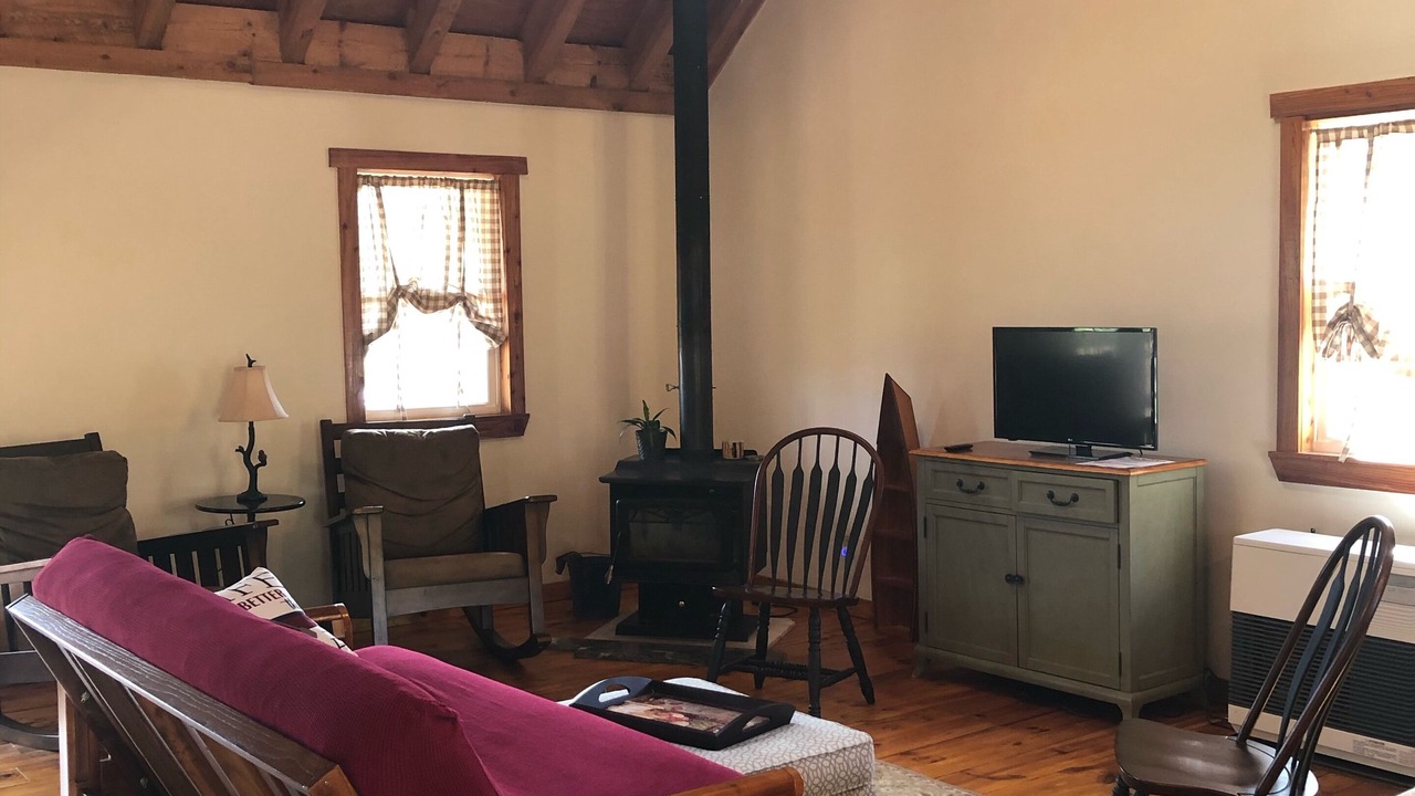 Photo of Livingroom in Emlenton