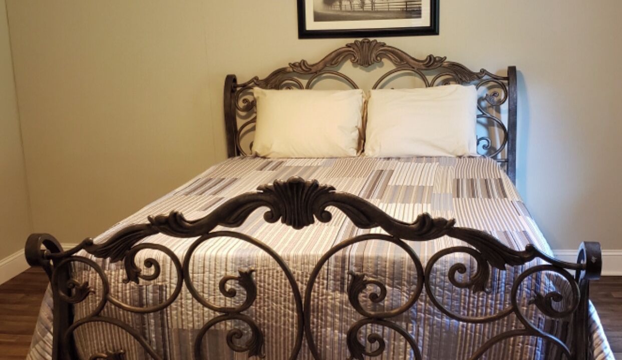 Photo of Bedroom in Newcomb