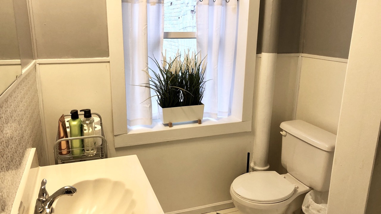 Photo of Bathroom in Hillsdale