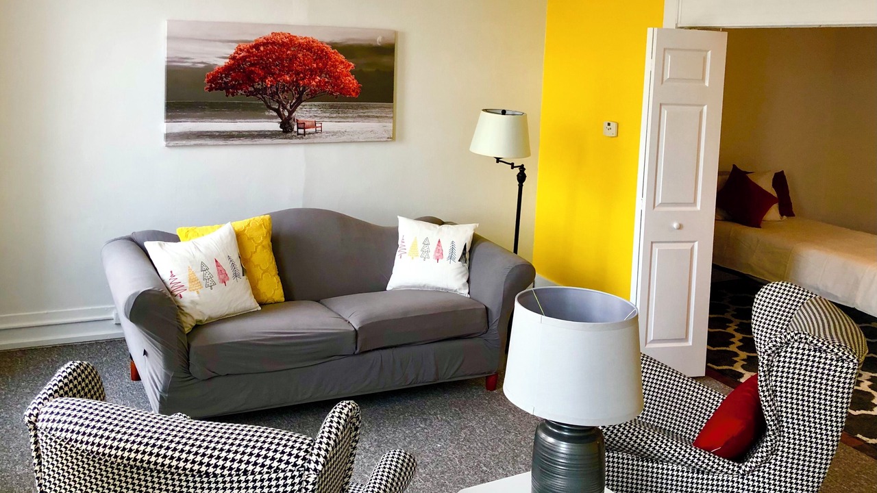 Photo of Livingroom in Hillsdale