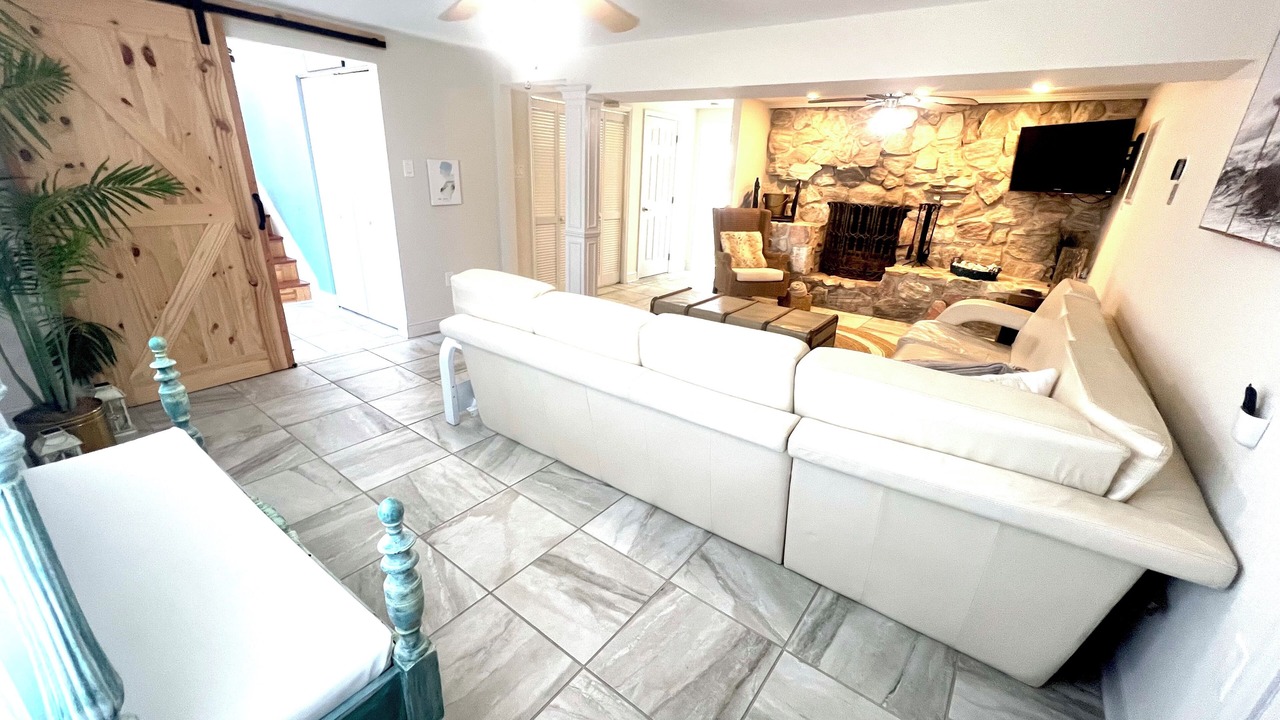 Photo of Bedroom in Osborn Island